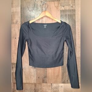 NWT Old Navy Powersoft Light Support Active Long Sleeve Athletic Top Size Small